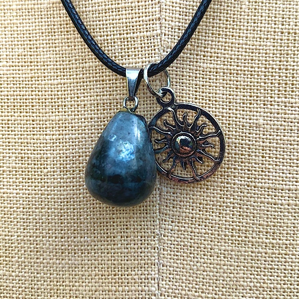 Handmade Flash Teardrop Stone Amulet with Sun Charm